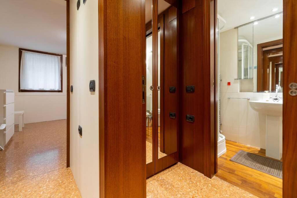 The Zen House Apartment Венеция Экстерьер фото